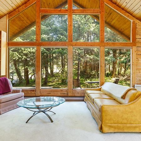 Alpine Meadows Log Cabin Гърдууд Екстериор снимка
