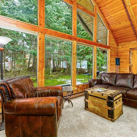 Alpine Meadows Log Cabin Гърдууд Екстериор снимка