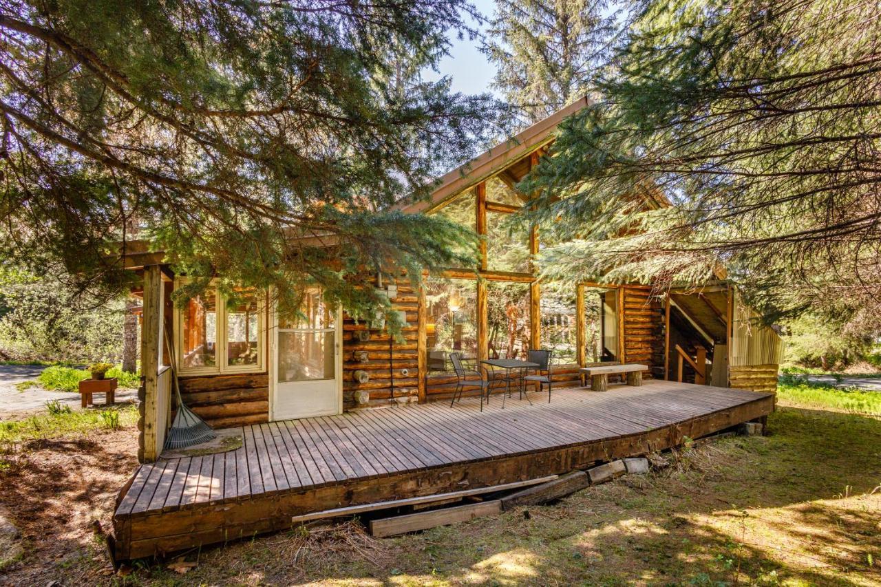 Alpine Meadows Log Cabin Гърдууд Екстериор снимка
