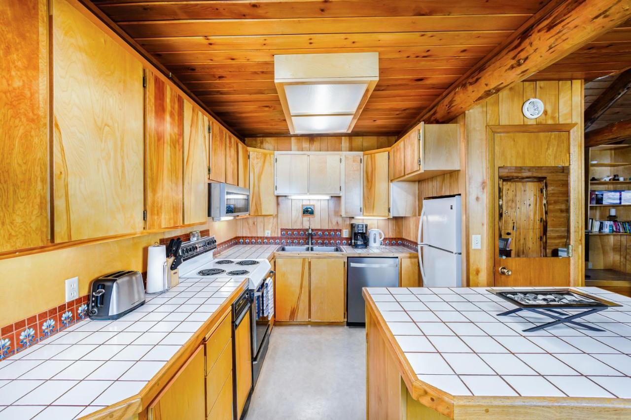 Alpine Meadows Log Cabin Гърдууд Екстериор снимка